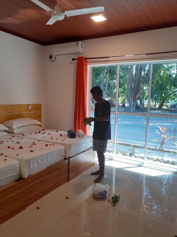 Huvan Inn Fulidhoo Exterior photo