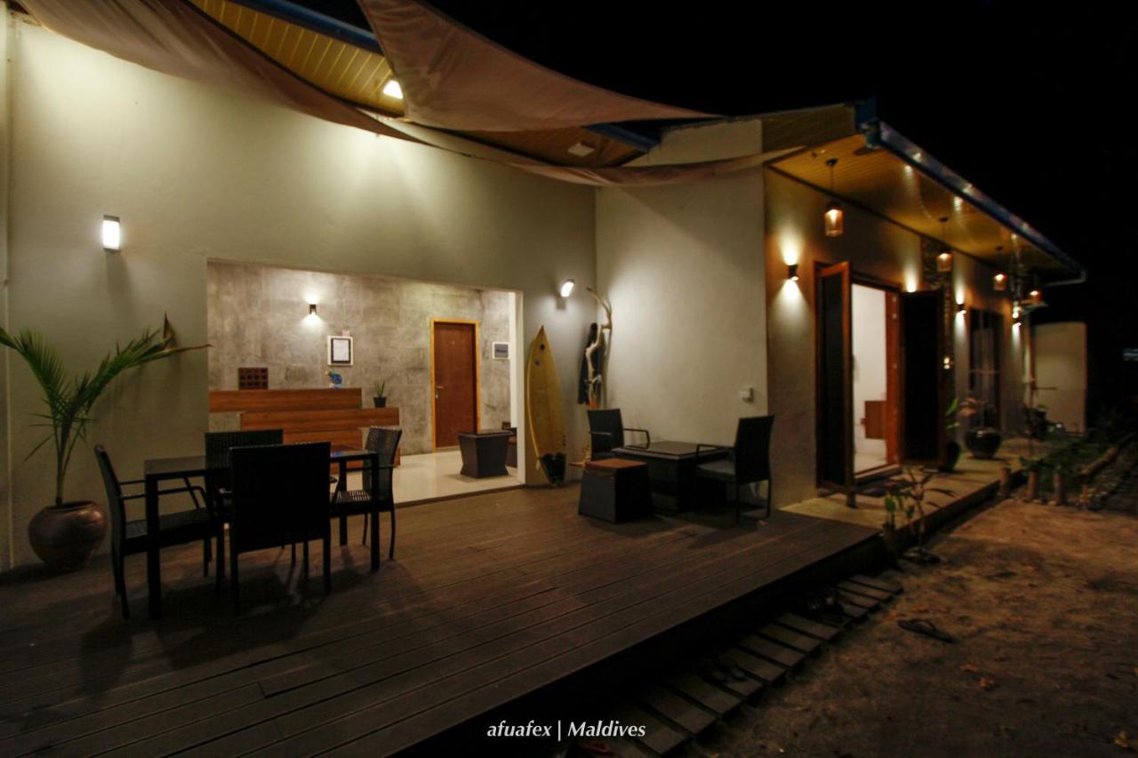 Huvan Inn Fulidhoo Exterior photo
