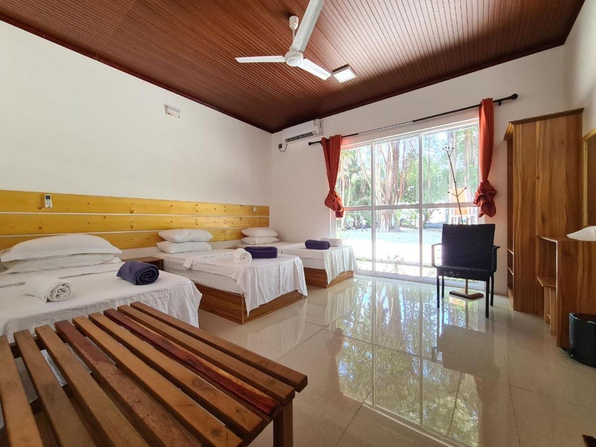 Huvan Inn Fulidhoo Exterior photo