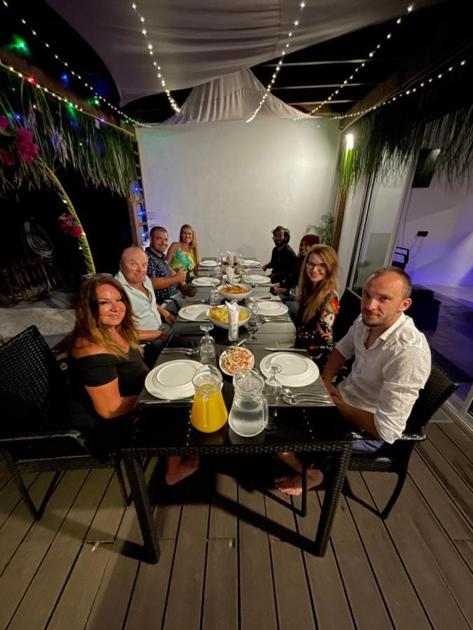 Huvan Inn Fulidhoo Exterior photo