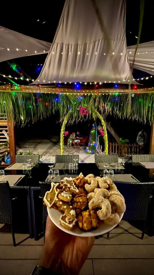 Huvan Inn Fulidhoo Exterior photo